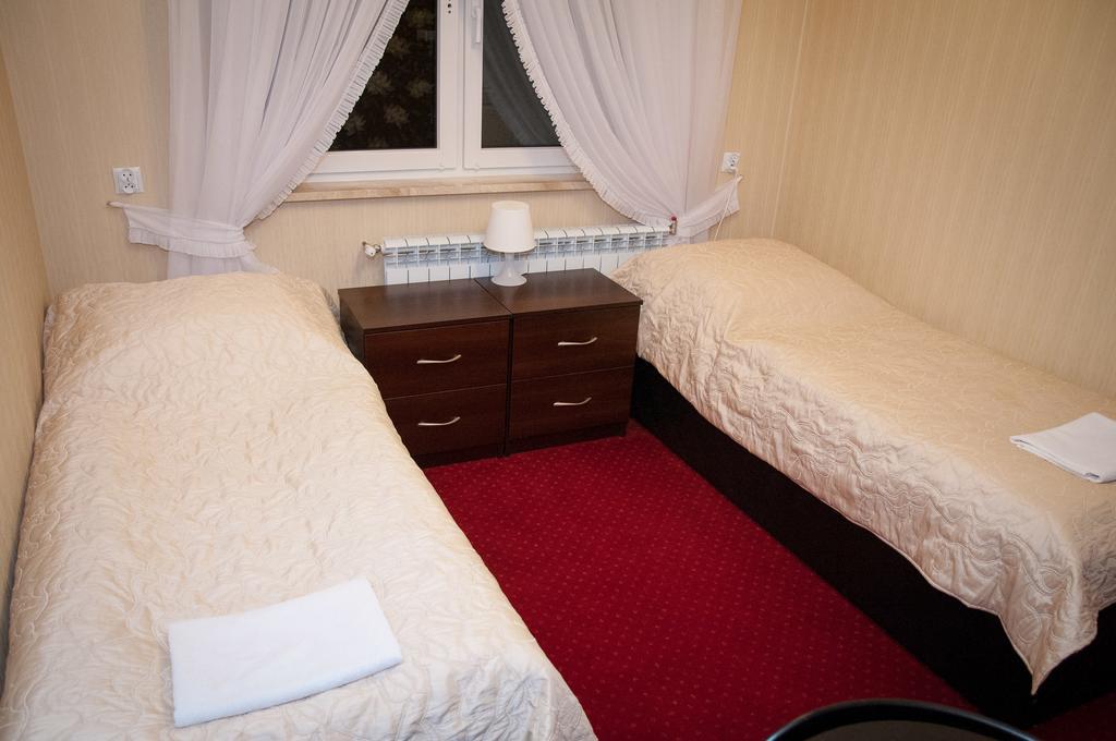 "Arkadia" Bed & Breakfast Ostroleka  Room photo
